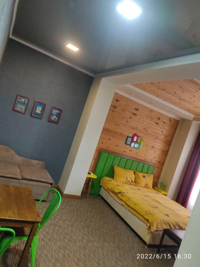 Strelets Hotel Bishkek Exterior photo