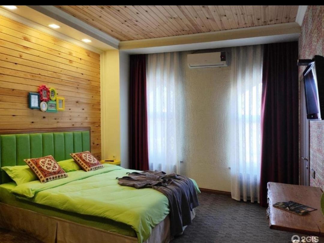 Strelets Hotel Bishkek Exterior photo